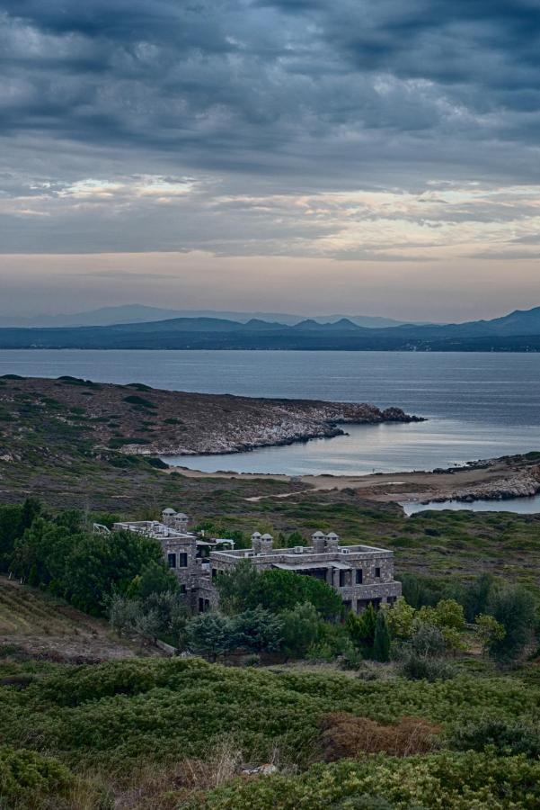 Akvaryum Hotel Бозджаада Екстериор снимка