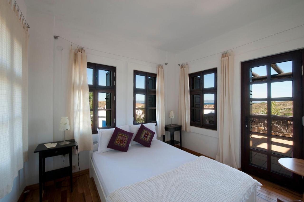 Akvaryum Hotel Бозджаада Екстериор снимка